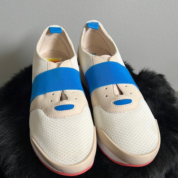 Donna Karan Shoes - DKNY shoes